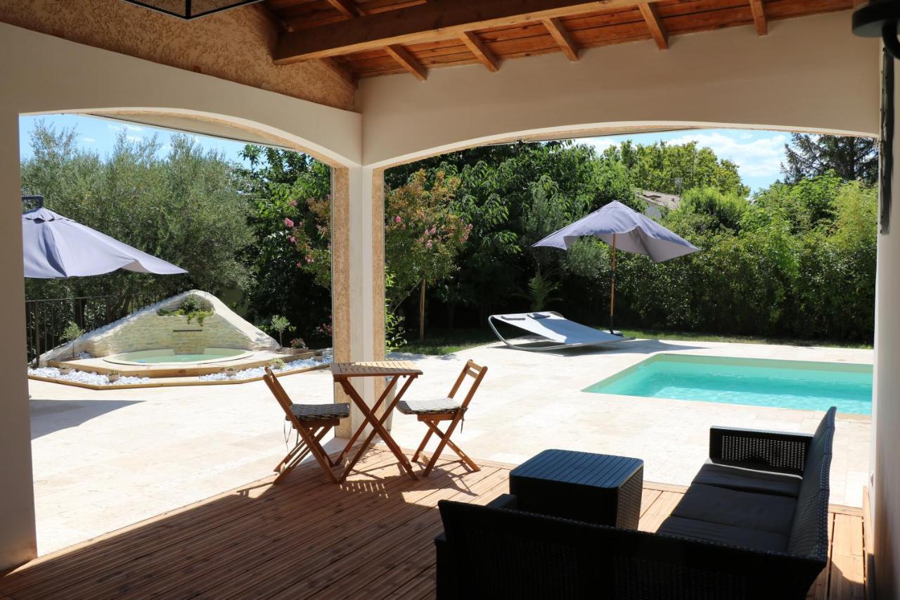 La Villa Des Moulins 卡勒维松 外观 照片