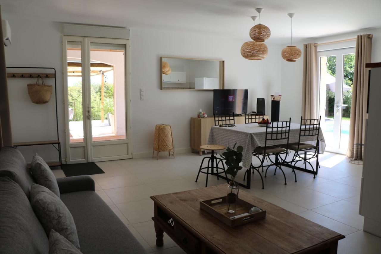 La Villa Des Moulins 卡勒维松 外观 照片